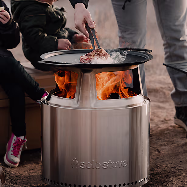 Bonfire 19.5" Cast Iron Griddle Top + Hub
