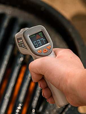 Infrared Thermometer | Outdoor Cooking Collection Solo Stove