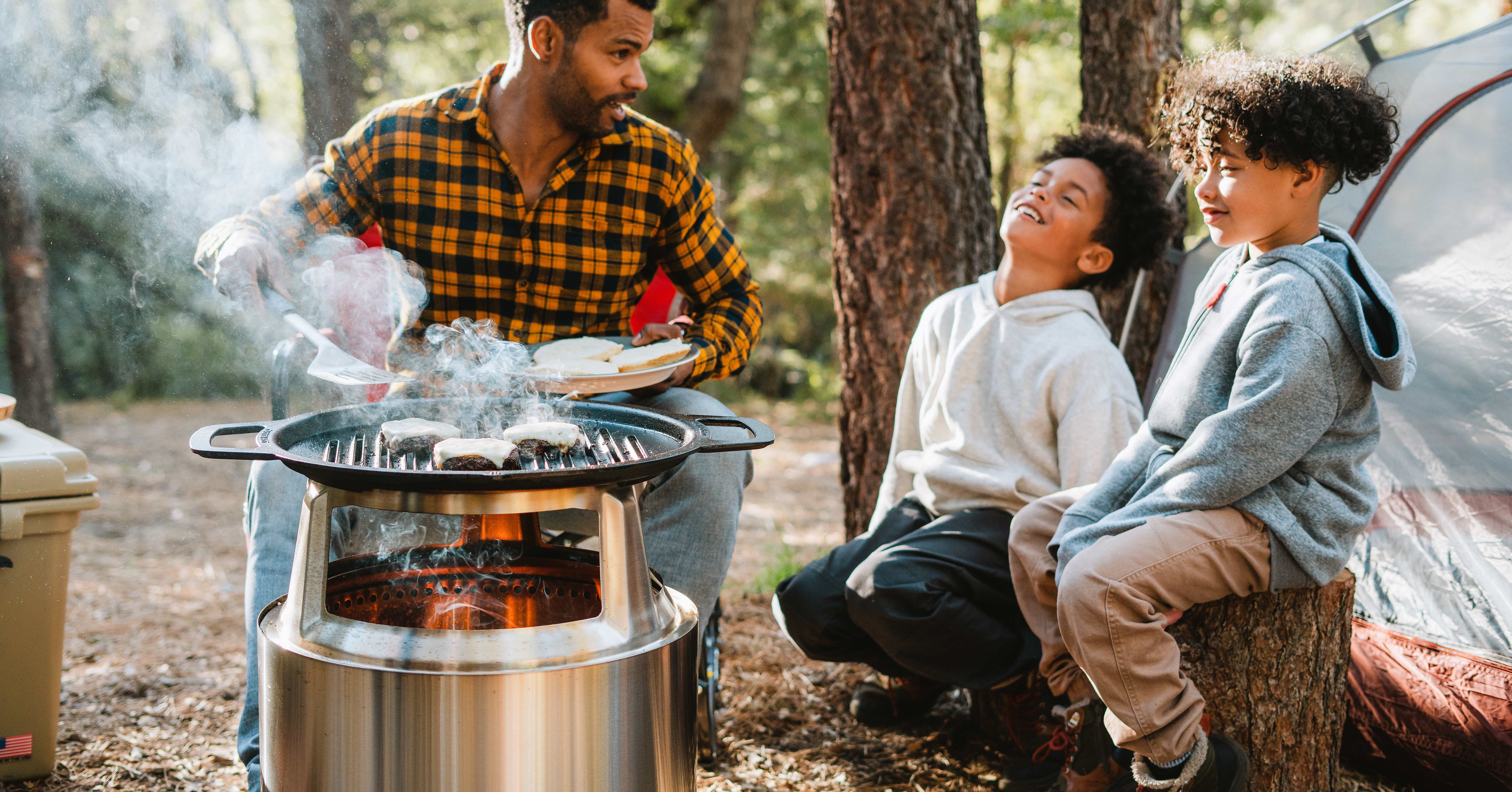 Bonfire Cast Iron Grill Bundle | Fire Pit, Grill, Hub,Stand Solo Stove