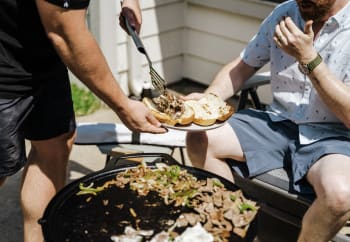 COOK TOPS Griddle Ran Yuk Lifestyle 051922 18