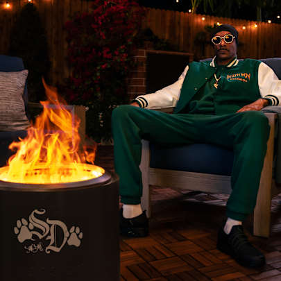 Snoop Bonfire 11/23 01