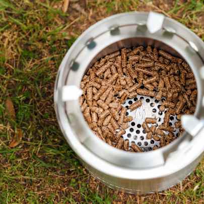 ACCESSORIES Camp Stove Pellet Adapter Lifestyle 04 05