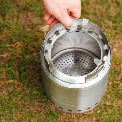 ACCESSORIES Camp Stove Pellet Adapter Lifestyle 04 05