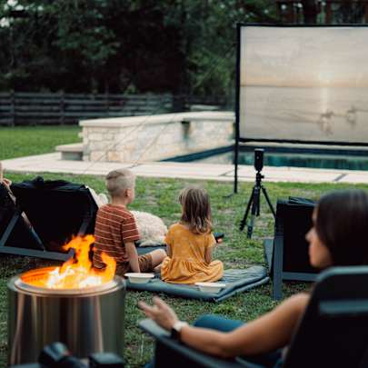 Vista Projector Screen
