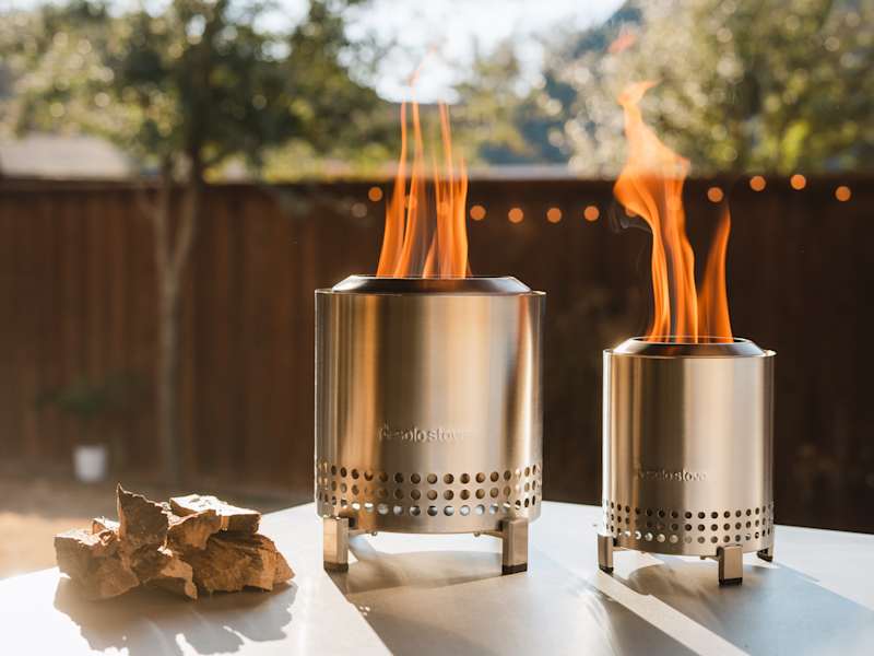 Mesa: The Dual-Fuel Tabletop Fire Pit | Solo Stove EU