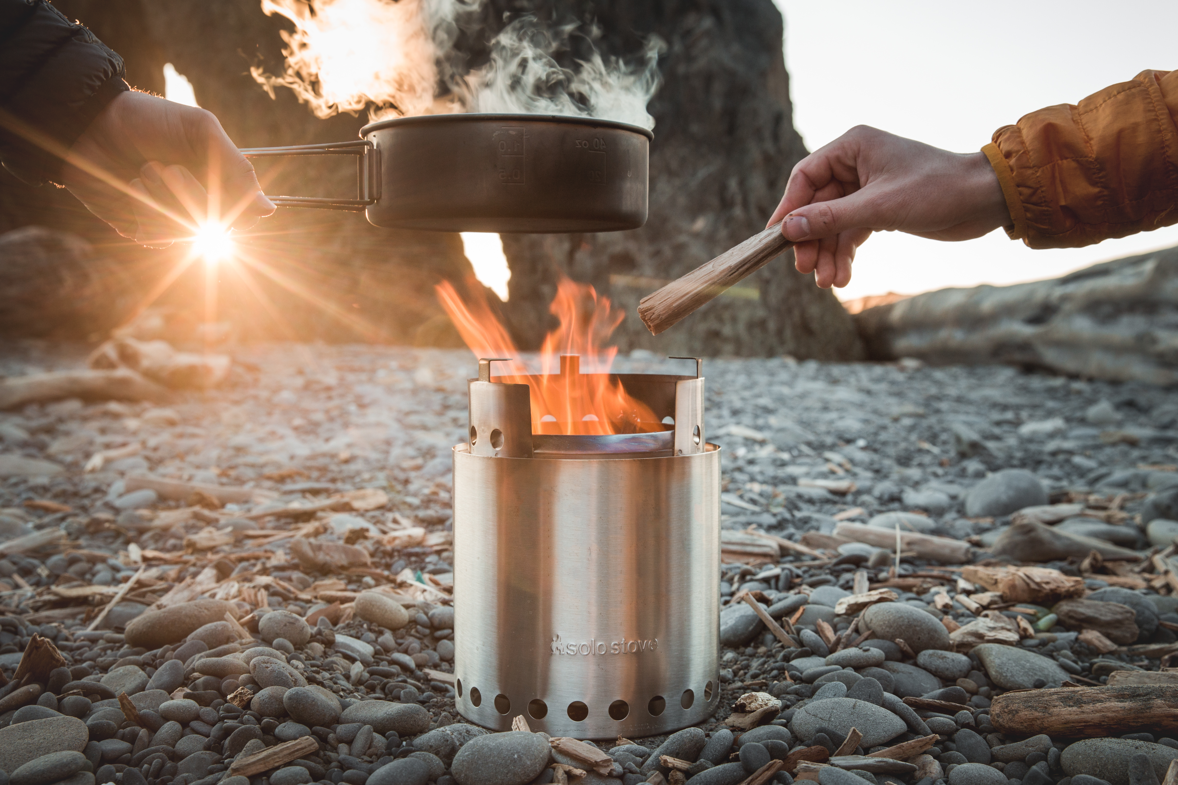 【値下げ！】solo stove CAMPFIRE, ロストル付 Amazon | Solo Stove ソロストーブ ロストル ペレット落下する