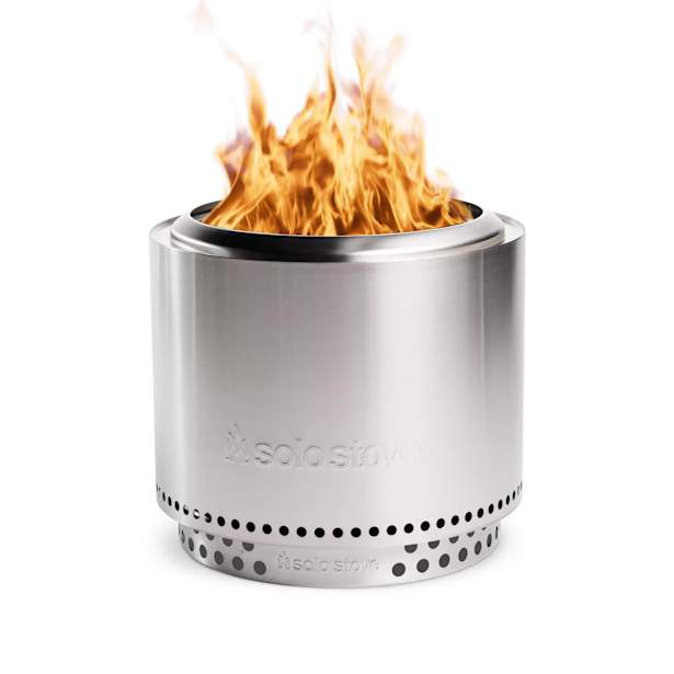 Classic Fire Pit Essential Bundle: Fire Pit, Lid, Stand Solo Stove